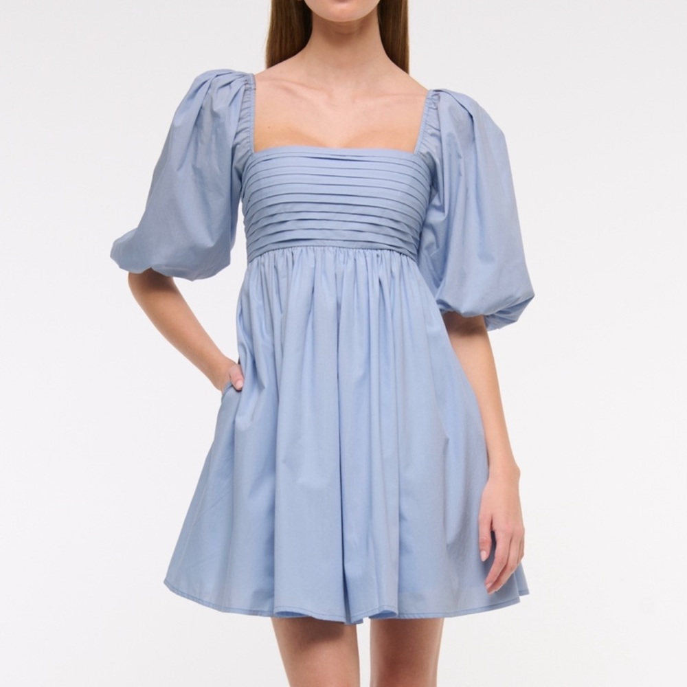 The A&F Emerson Poplin Puff Sleeve Mini Dress